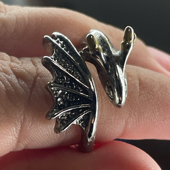 Dragon Ring - Picture 1 of 5